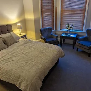 Gorgeous Cosy Flat With Free Parking And Garden , Bath United Kingdom