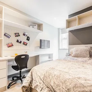 - Sk , Newcastle upon Tyne United Kingdom